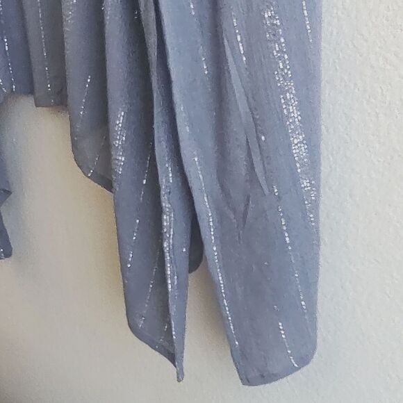 Vince Camuto Metallic Striped Blue Gray Kimono Top Wrap Open Front One Size - Picture 12 of 13